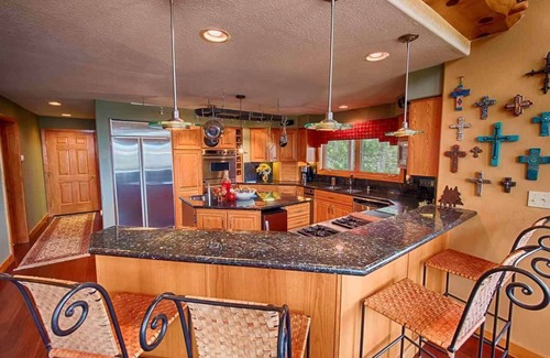 Angel Fire Ski Chalet | Ski-In Ski-Out Mountaintop Chalet at 10,000 Feet