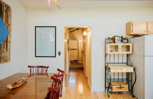 Plymouth Condo | Ski-In/Ski-Out Townhouse at Tenney Mountain Resort