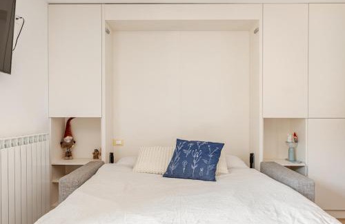 Tarvisio Apartment | Ski Piste & Terrace Studio - Central with Parking