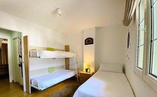 Pradollano Apartment | SKI & SNOW APARTMENTOS by TODOSIERRANEVADA - Plaza de Andalucia - Junto a los Telecabinas