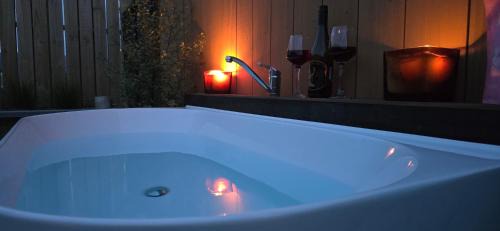 Wanaka Apartment | Skiers retreat with outdoor bath