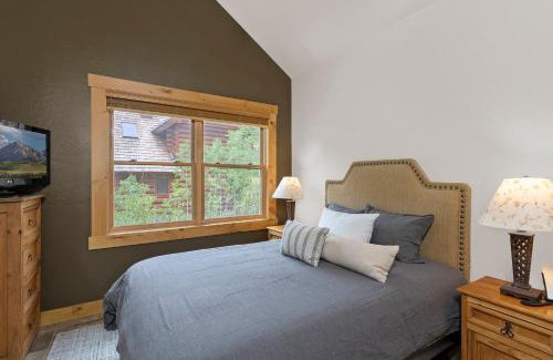 Mountain Village House | Skiin and out Beautiful Mtn Lodge - Affordable too