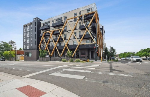 Highland Condo | Sky-High Oasis | Espadin LoHi