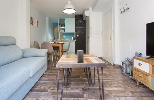 Albaicin Apartment | Sky is Blue in Granada