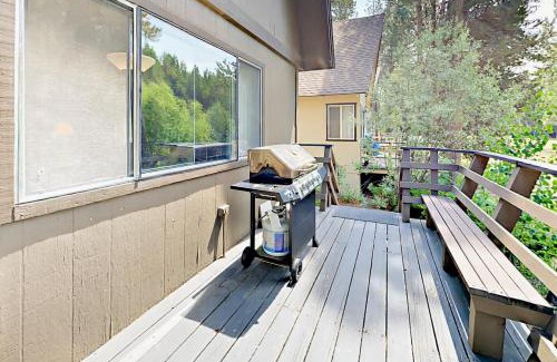 Tahoe Island House | Sky Meadows Charmer
