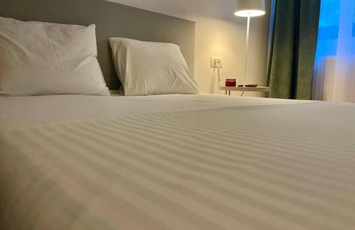 Otopeni Apartment | Sky Residence Airport Otopeni 4