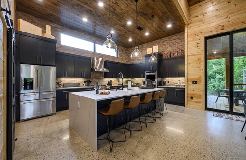 Hochatown Cabin | Sky's The Limit in Hochatown/Broken Bow,OK