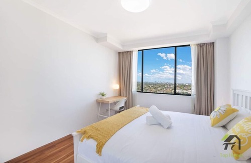 Hurstville Apartment | Sky-view 2B2B1G in Hurstville
