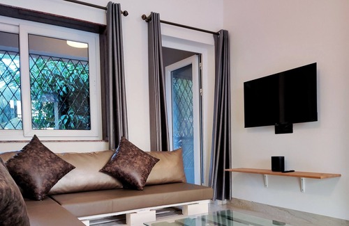 Penha de Franรงa Apartment | Sky View - Cozy 2BHK Terrace Apt by Nirvana Abode
