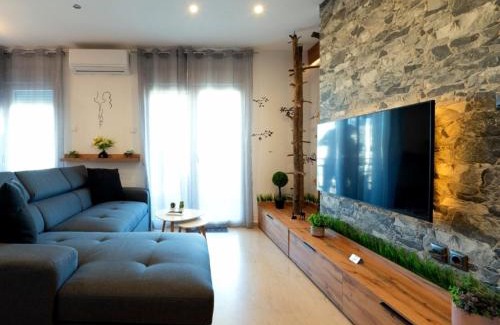 Serres Apartment | Sky view suite serres
