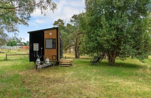 Skye House | Skye High Cabin by Tiny Away