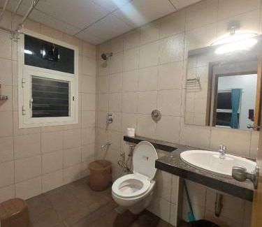 Gandhinagar Apartment | SKYLîNE SUITE-2298