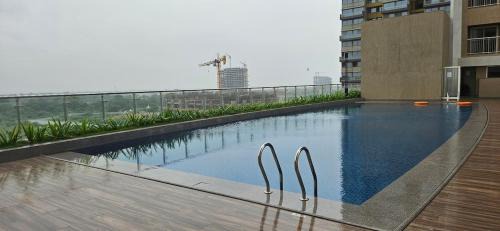 Gandhinagar Apartment | SKYLîNE SUITE-2298