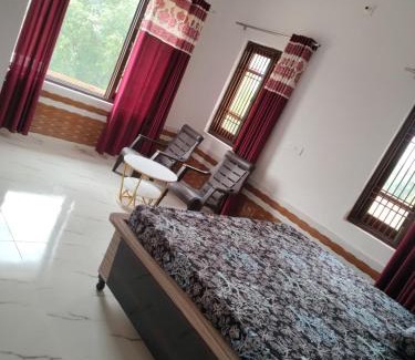 Khattalwada House | Skyline homestay lounge