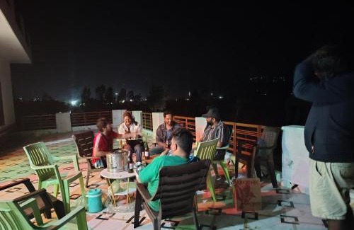Khattalwada House | Skyline homestay lounge