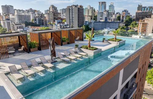 Rio Branco House | Skyline Parque Moinhos by LikeHome