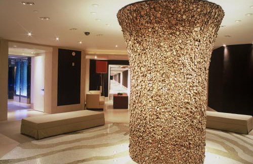 Las Vegas Strip Resort | SKYLOFTS at MGM Grand