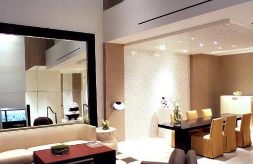 Las Vegas Strip Resort | SKYLOFTS at MGM Grand