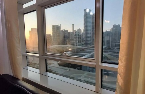 Jumeirah Lake Towers Apartment | skynest homes studio in JLT