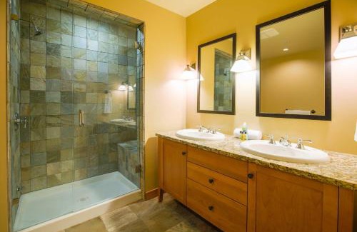 Rossland House | Slalom Creek 3 Bedroom