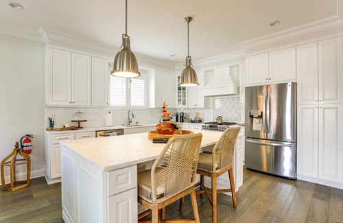 Long Branch House | Sleek Long Branch Vacation Rental w/Pool + Patio!