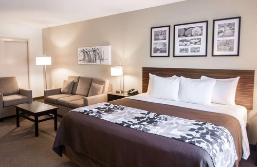 Norton Hotel | Sleep Inn & Suites Norton