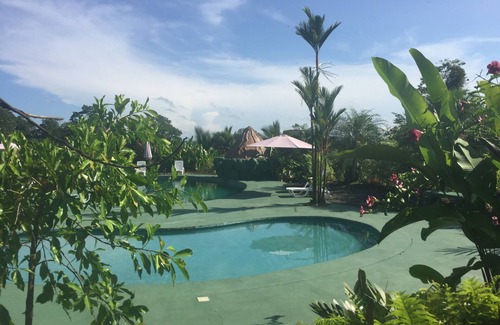 La Fortuna Hotel | Sleep VIP with Private room with Arenal Volcano views