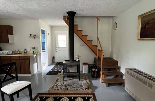 Okanagan-Similkameen Cabin | Sleeping Around Cabin!