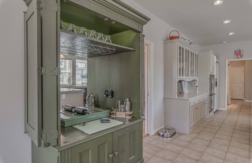 Shenandoah Valley House | Sleeps 12 Pet Friendly Next to Amador Top Wineries
