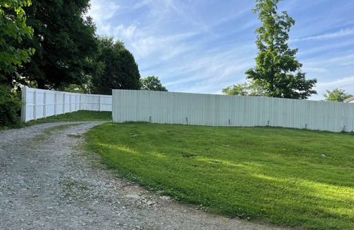 Williamstown House | Sleeps 16 Victorian~ 4 minutes to The Ark Encounter