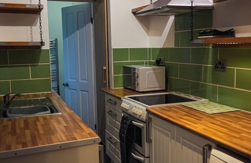Norwich House | Sleeps 6 free parking central