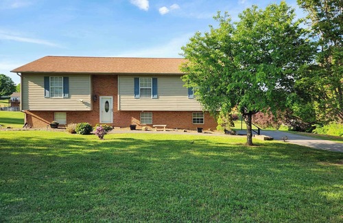 Kodak House | Sleeps up to 8 in a safe, quiet area