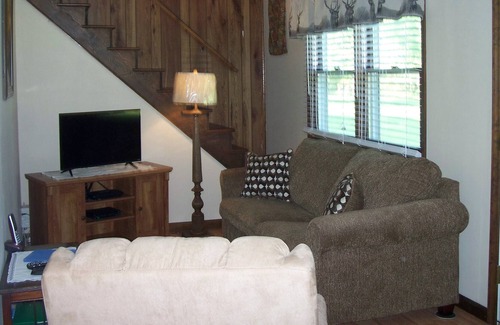 Glace Cottage | Sleepy Oaks Cottage on Potts Creek, (Stay 6 nights 7th Free)