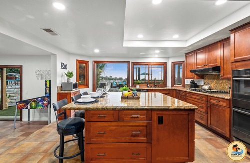 Rancho Penasquitos House | Slide into Rancho Peñasquitos: Pool, Spa & Views