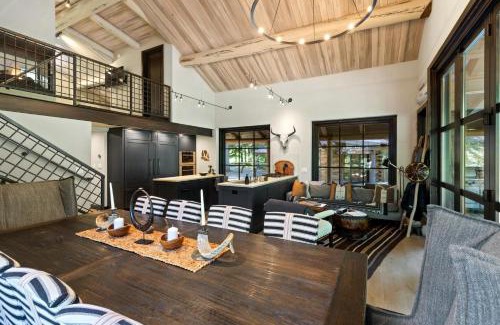 Dolores House | Slippery Rock River Ranch