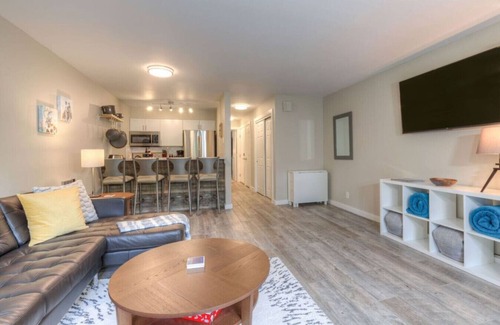 Big Sky Condo | Slope-Side 1 Bedroom, Walk to Chairlifts!