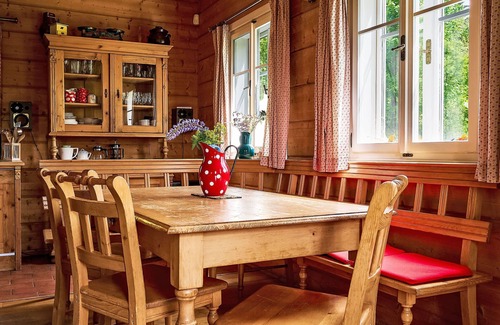Korenov House | Sluneční vršek by Interhome