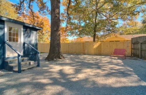 Aiken Cottage | Sly Fox Cottage