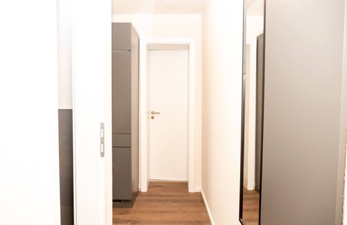 Neudorf Apartment | Small apartment with bedroom, kitchen and bathroom