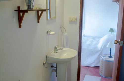 Neptunia House | Small apartments for relaxation near the airport.