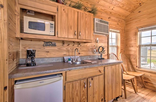 Livingston Cabin | Small Cabin 2, Big Montana Feel!