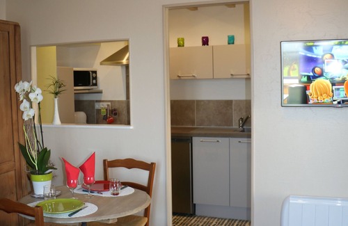 Terre-et-Marais Cottage | Small gite - beautiful, peaceful setting in an old farmhouse in the heart of the marshes