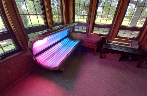 Watonga House | Small Mansion near State Park and Casino
