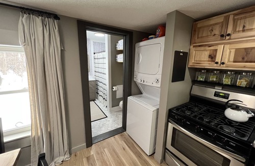 Potsdam House | Small private home walking distance to Suny Potsdam/Clarkson!
