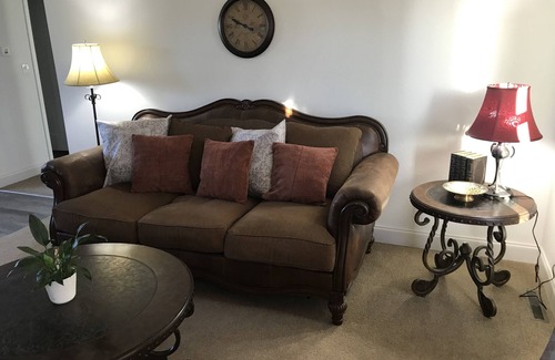 Calhan House | Small town, pet friendly: The White House