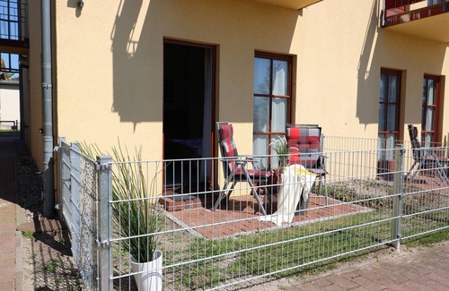 Ostseebad Wustrow Apartment | Small vacation room directly at the harbor of Wustrow