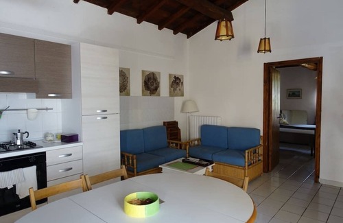 Bovara House | Small villa with views of the Umbrian valley