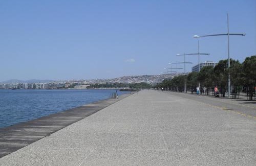 Thessaloniki Apartment | Smart choice central & quiet