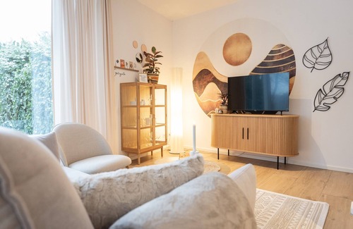 Bad Zwischenahn Apartment | SmartFewo: Lichtermeer | lake terrace | sauna