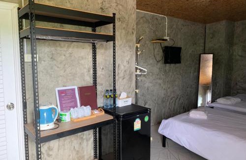Nong Hin House | Smile Box Coffee & Resort